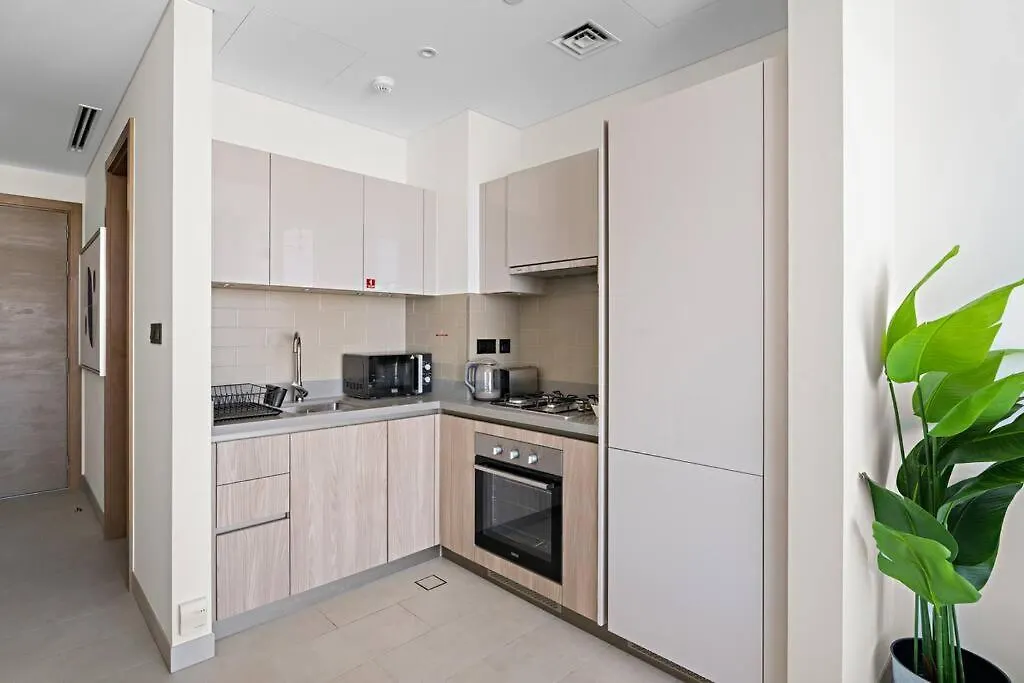 Apartment First Class 1Br Rustic With Modern Comfort Dubai United Arab Emirates
