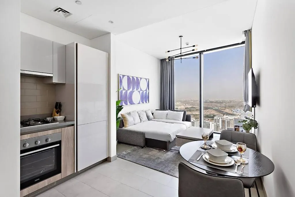 Apartment First Class 1Br Rustic With Modern Comfort Dubai