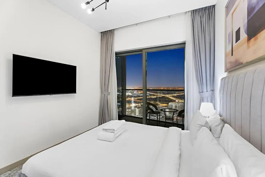 Apartment First Class 1Br Rustic With Modern Comfort Dubai